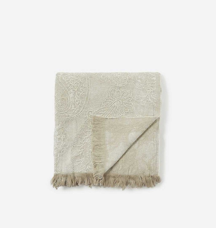 New Uniquity Samuel Jacquard Throw Blanket