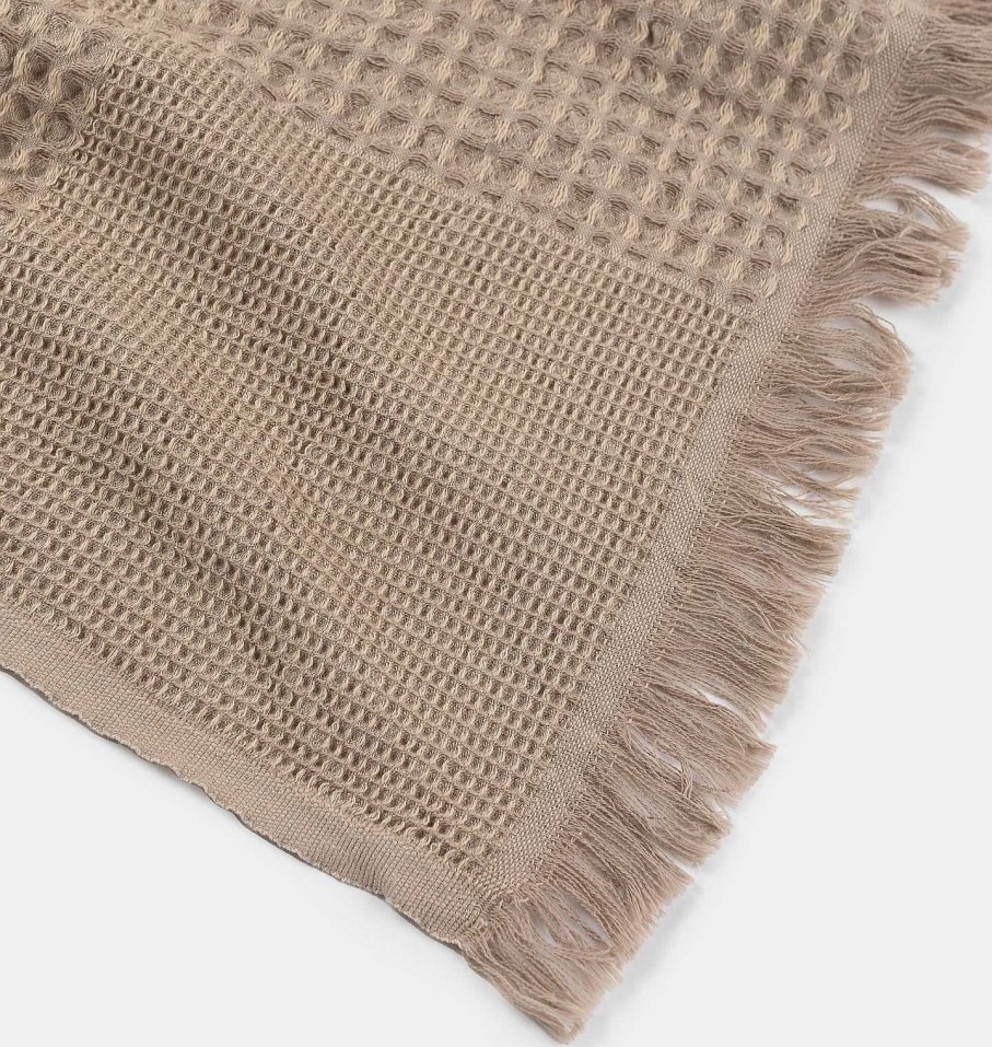 New Shoppe Amber Interiors Palisades Waffle-Knit Towel