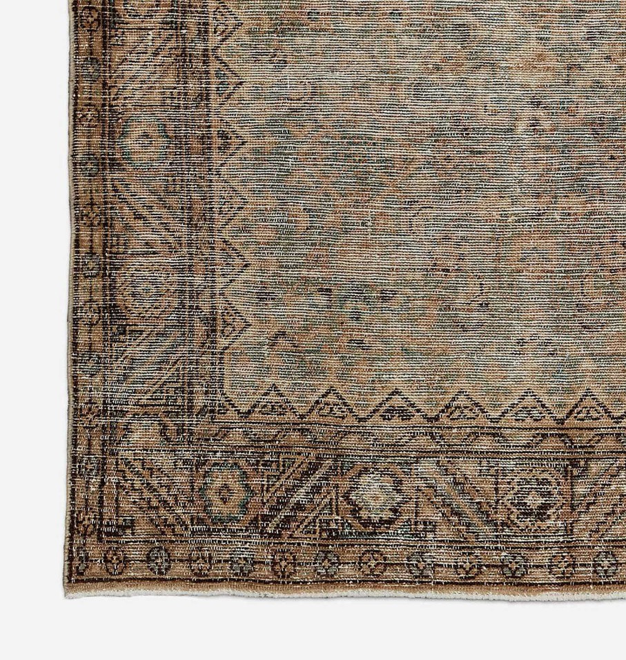 Clearance Shoppe Vintage - Rugs Vintage Malayer Rug 3'10" X 13'10"