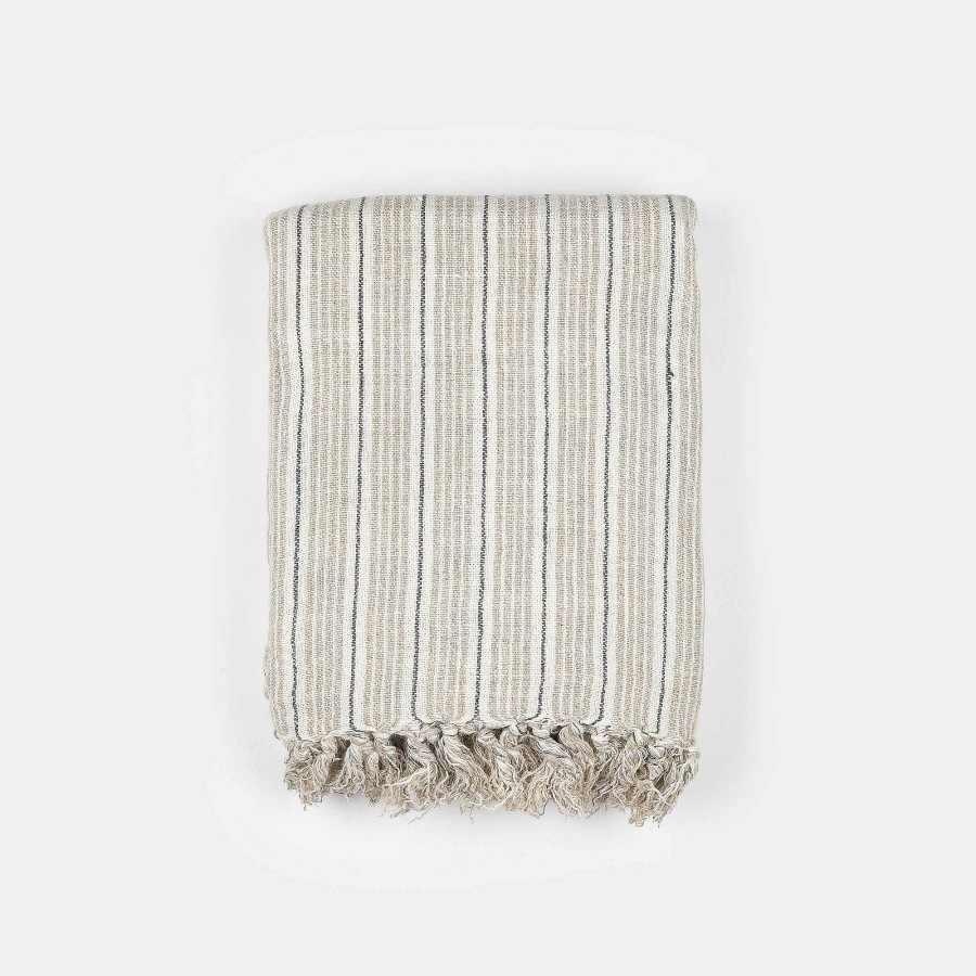 Wholesale Pom Pom at Home Newport Throw Blanket