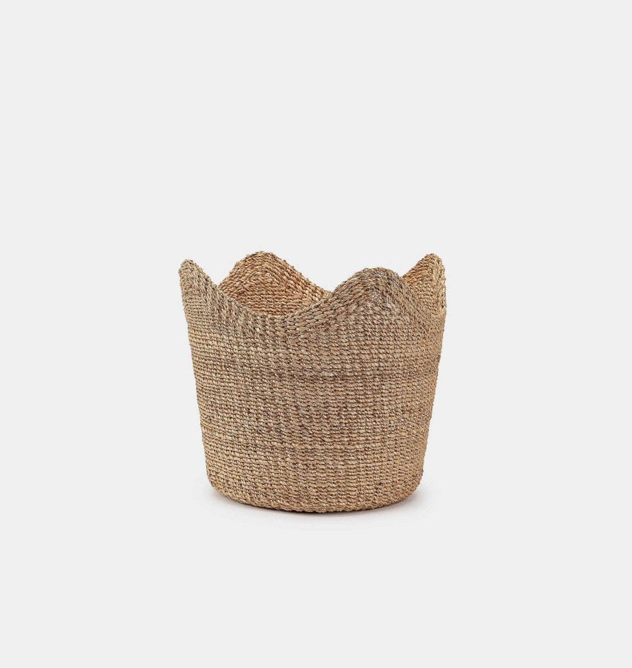 Online LIKHÂ Handwoven Scallop Basket