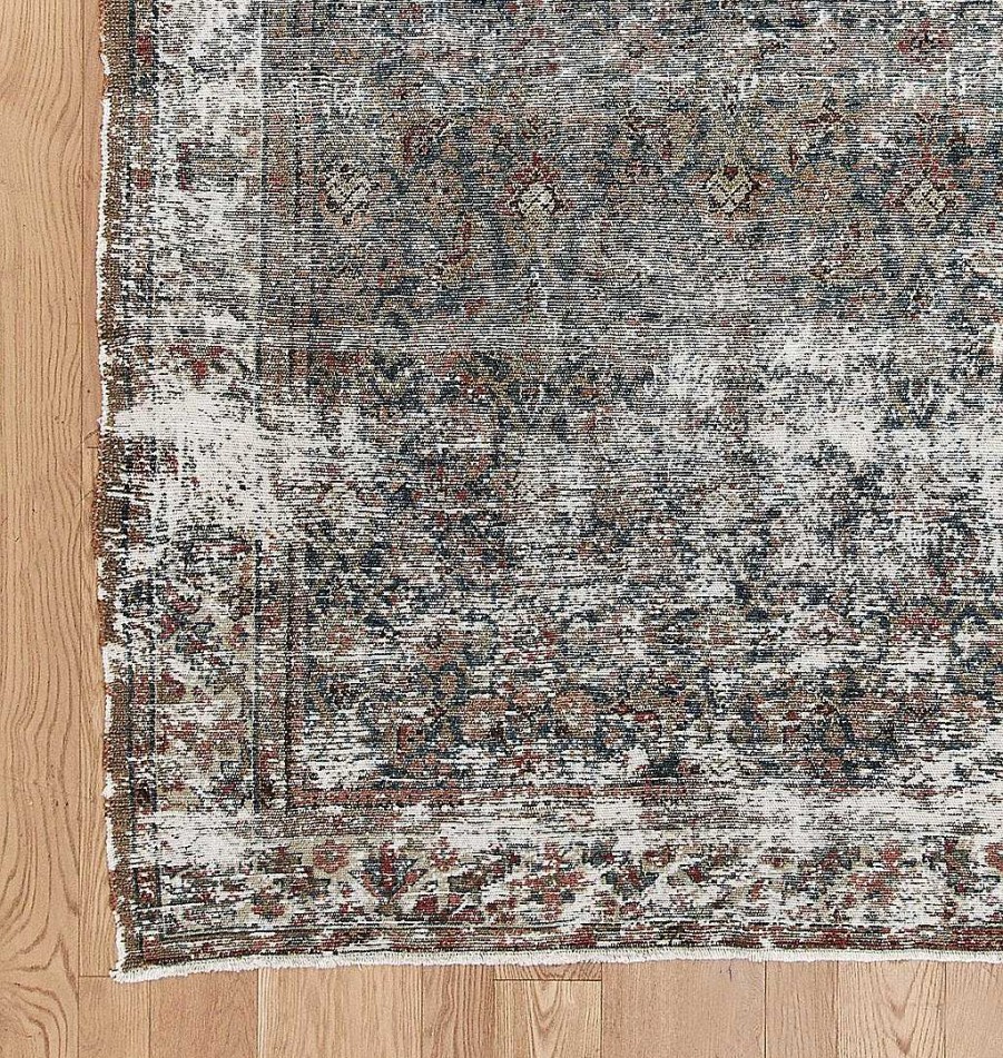 Clearance Shoppe Vintage - Rugs Vintage Malayer Rug 4'8" X 6'1"