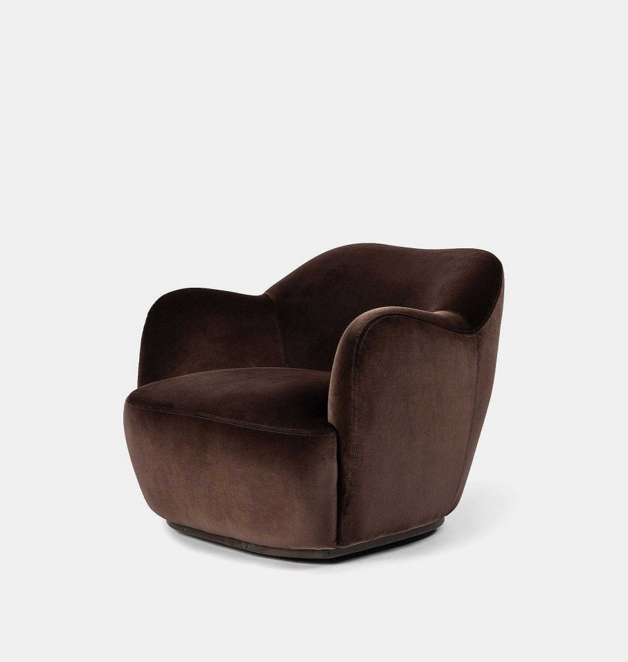 Best Austin Co Shia Swivel Chair