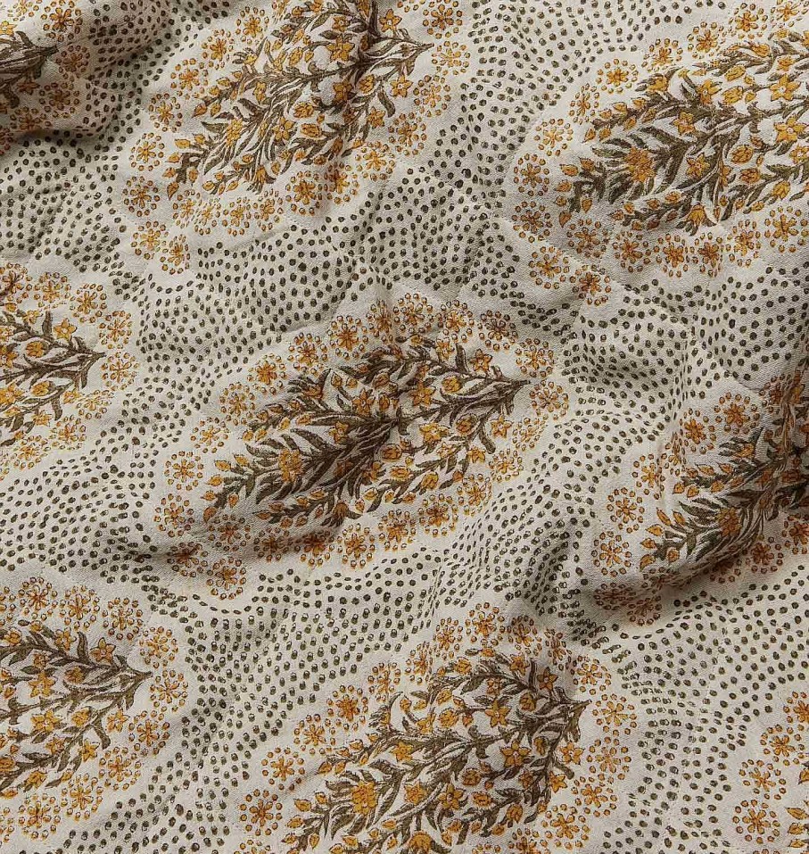 New Filling Spaces Winfleur Marigold Quilt