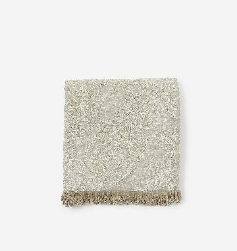 New Uniquity Samuel Jacquard Throw Blanket