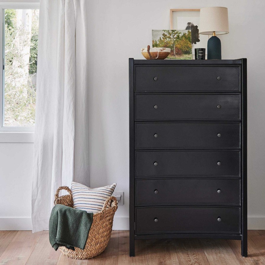 New Noir Hayden Dresser